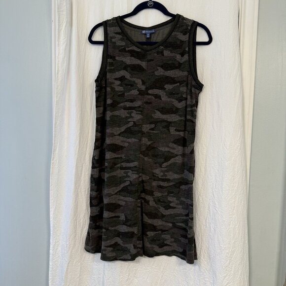 DEMOCRACY Sleeveless Camouflage Shift Dress in Green WOMEN'S M - Picture 1 of 11